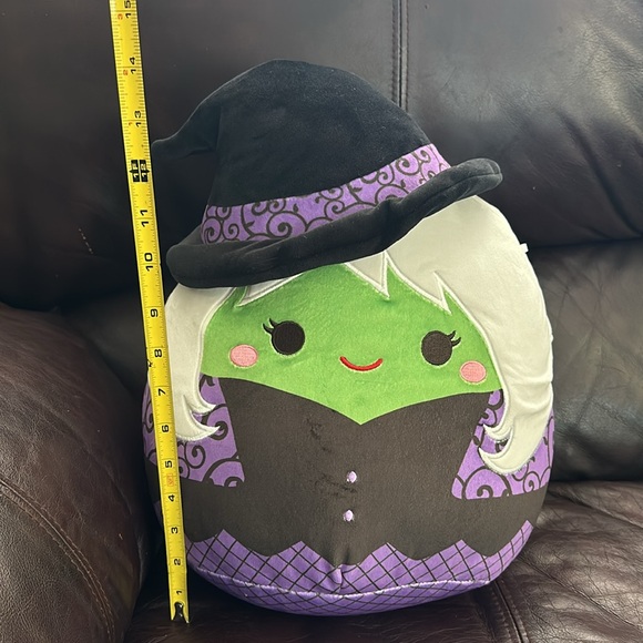 Squishmallow Green Witch - Picture 2 of 4